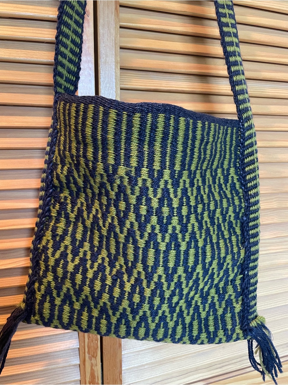 Vintage 70’s handwoven wool crossbody bag